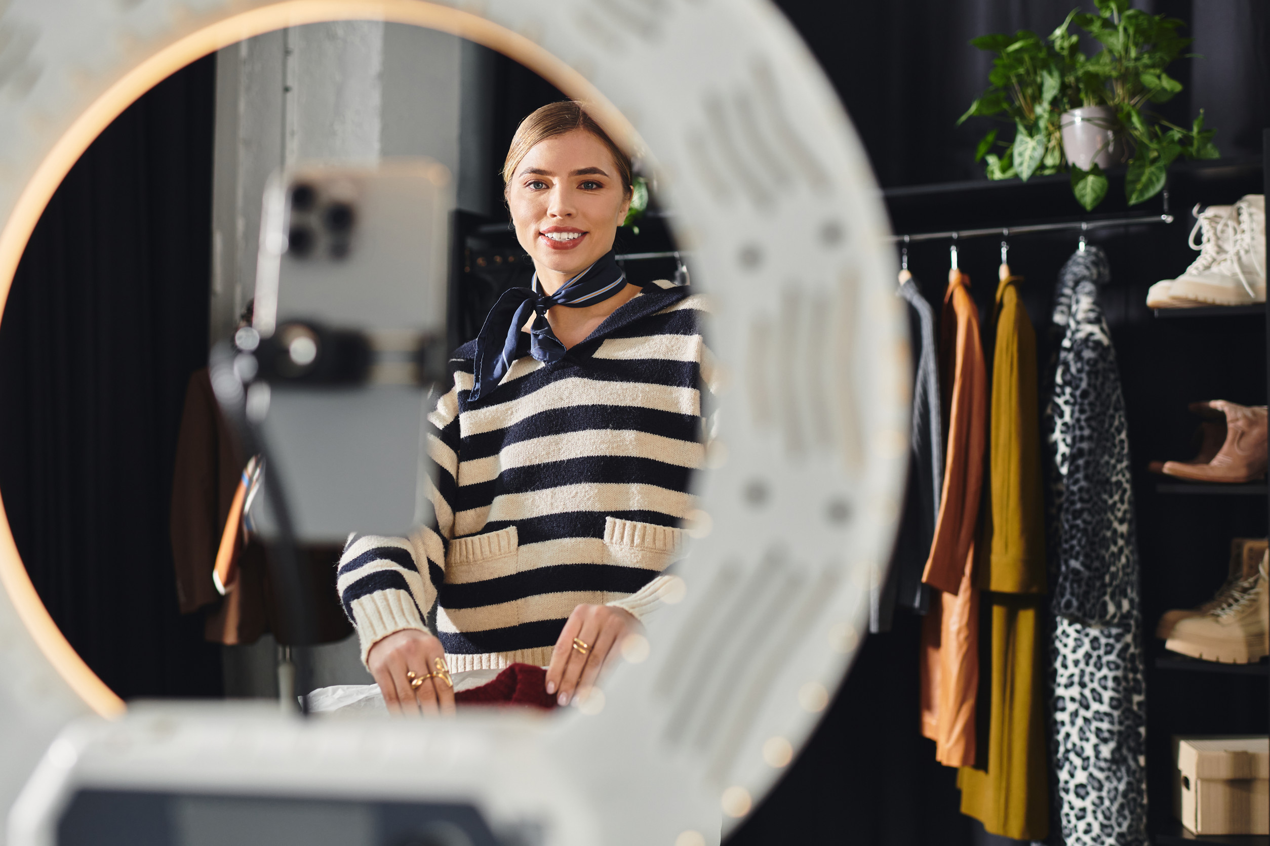 Social commerce